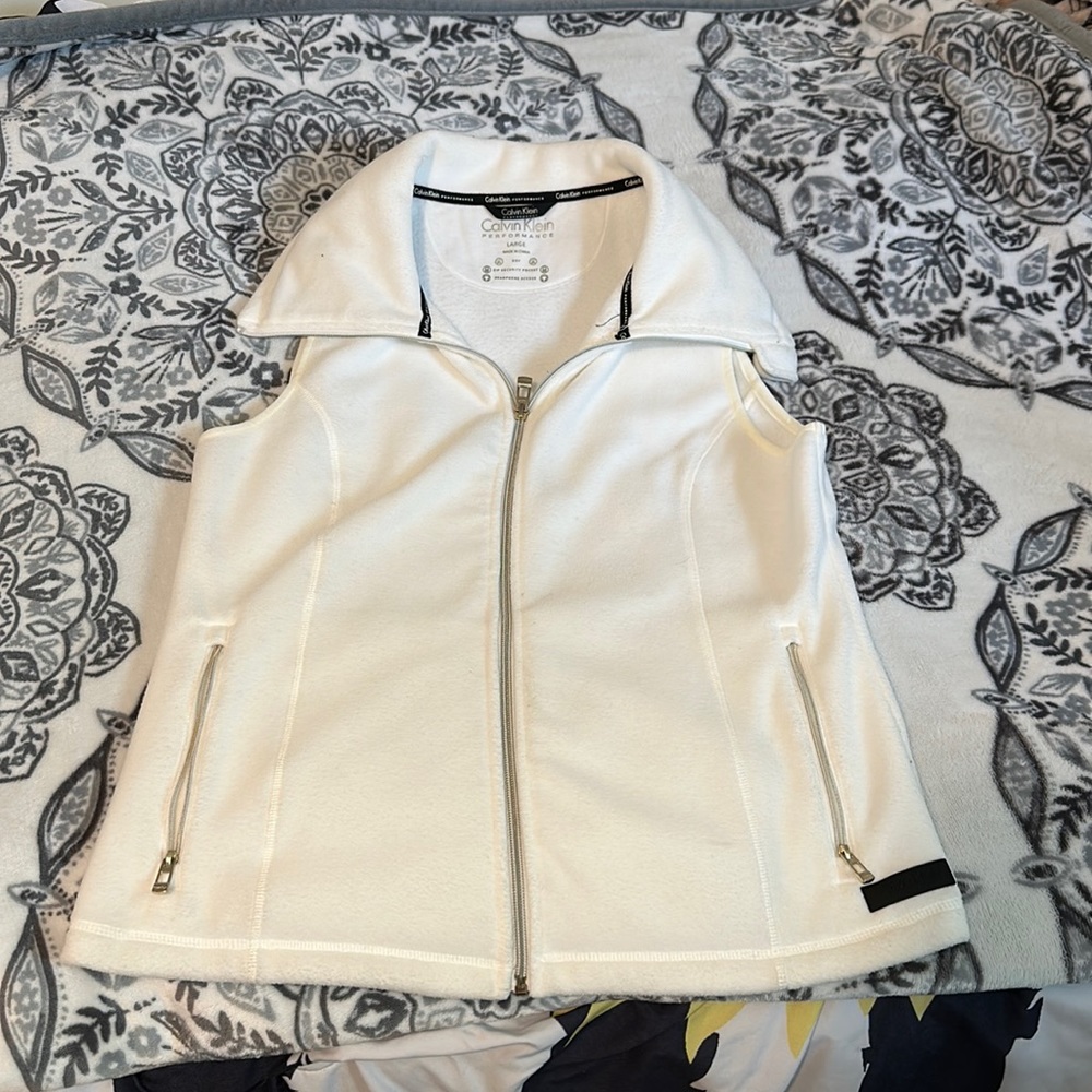 WHITE CALVIN K VEST